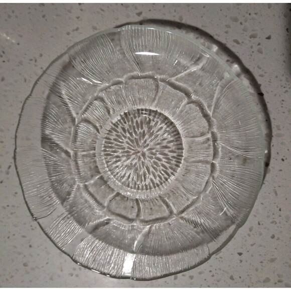 Set of 4 Arcoroc Fleur Clear Glass Cup Saucer Made in France 5 3/8" Discontinued - Picture 7 of 14